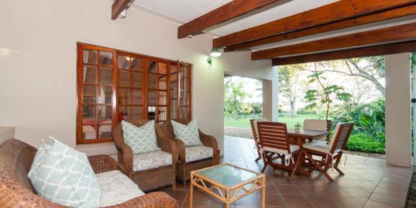 Lupus Den Country House B&B Sunland Exteriör bild